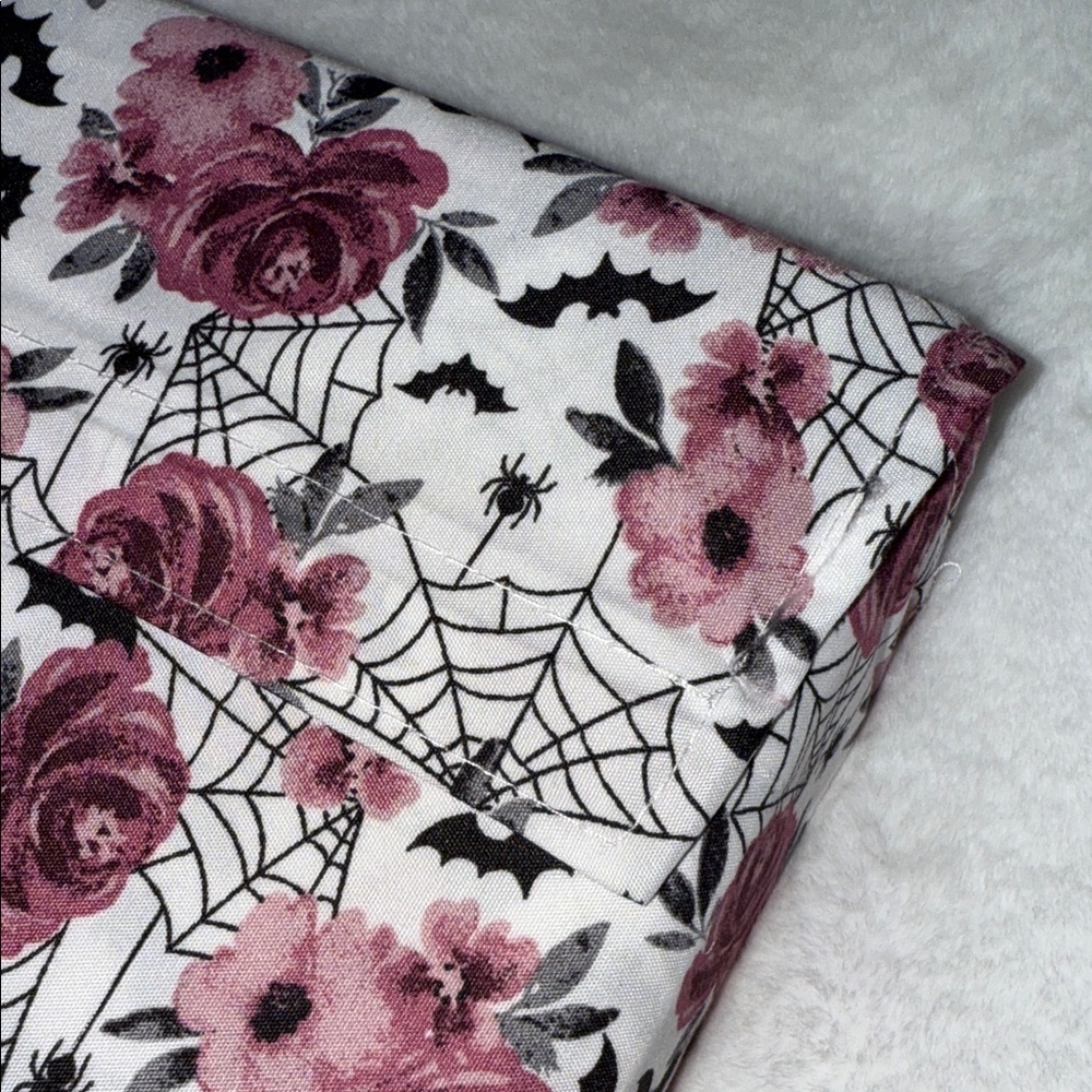 Deborah Connolly designs Halloween full sheet set - Picture 4 of 5